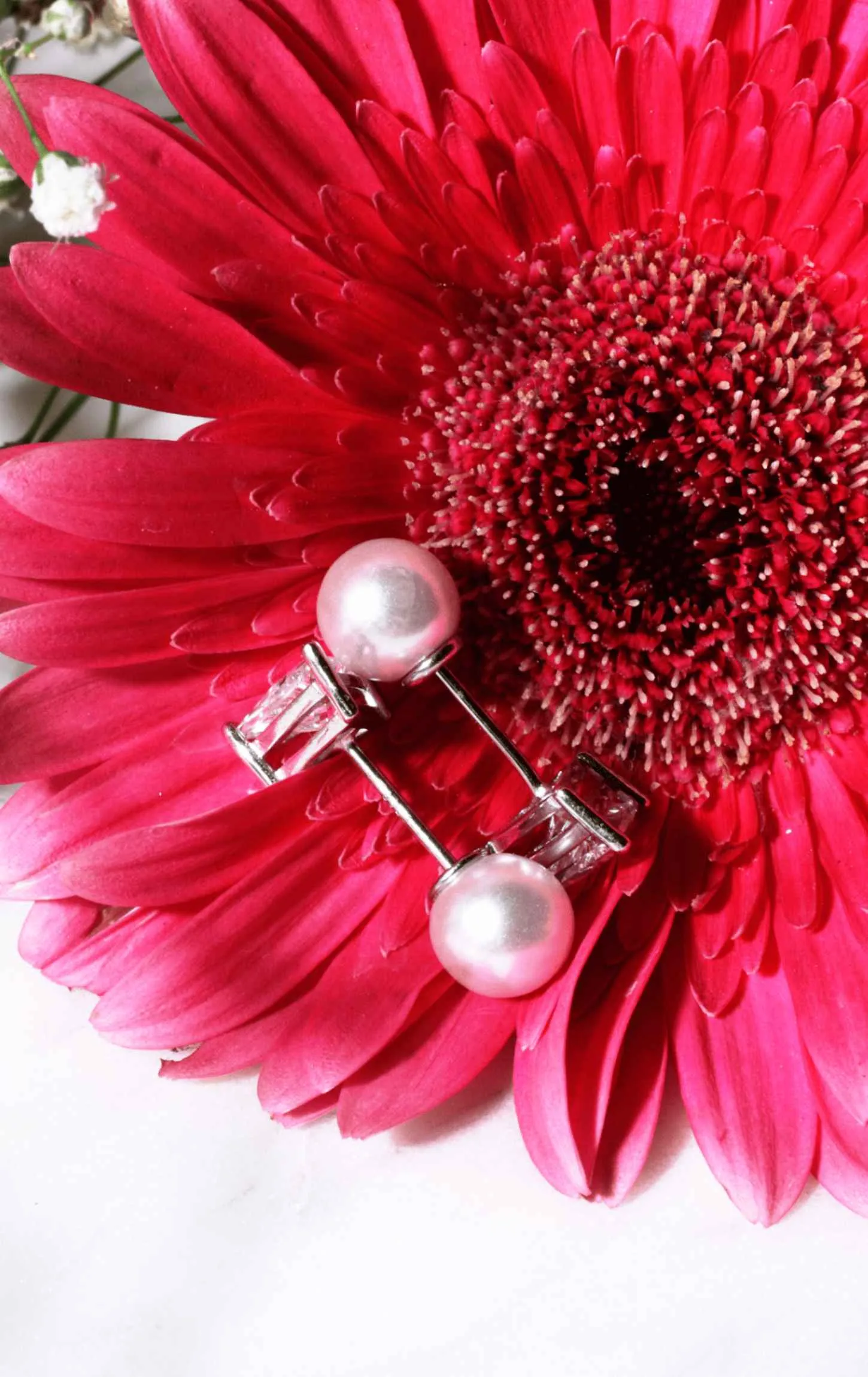 Elegant Pearl Stud Earring Silver