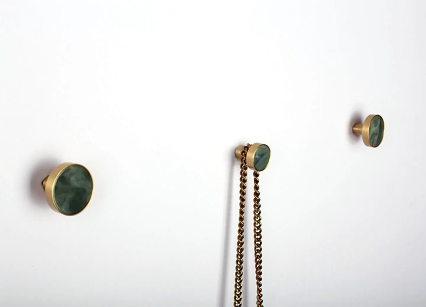 Jeweled Cabinet Knob & Pulls